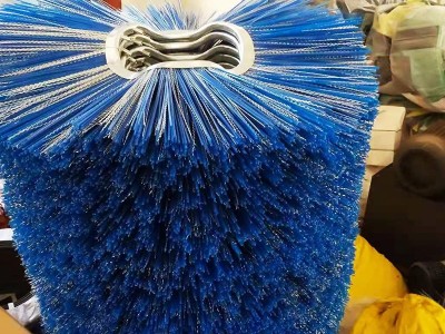 支持定制扫雪刷片清雪机毛刷辊除雪车刷子凹凸型加钢丝耐磨图2