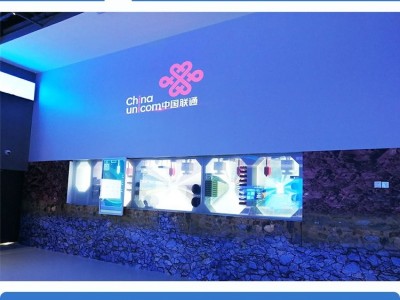 滑轨屏幕滑轨 多媒体滑轨屏 滑轨屏厂家图2