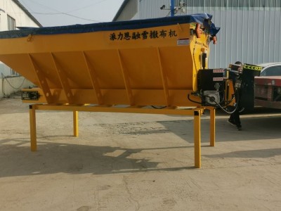 大型除雪撒盐设备 2方3方5方融雪撒布机价格图3